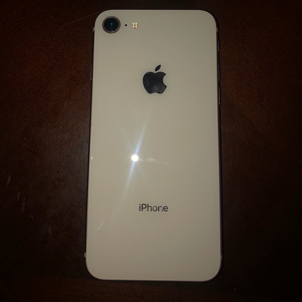 iPhone 8